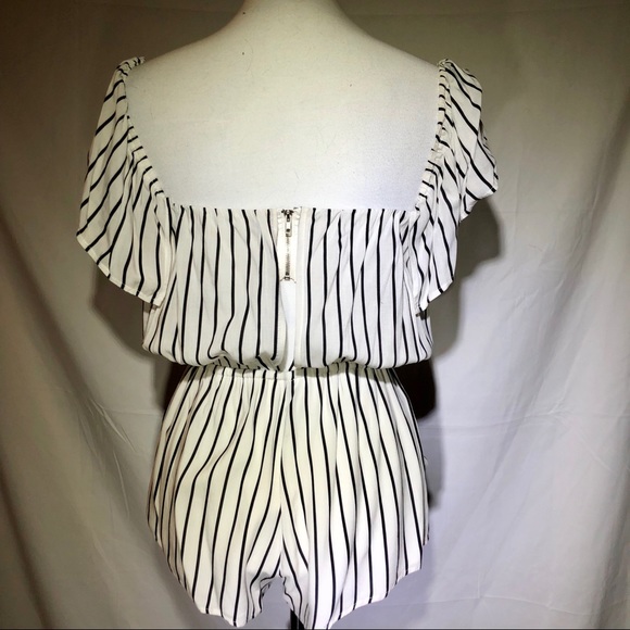 Romper - Picture 2 of 7